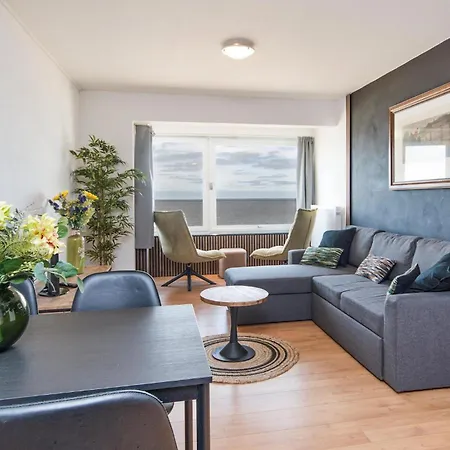 Apartment 1 Bedroom Front In Ostend